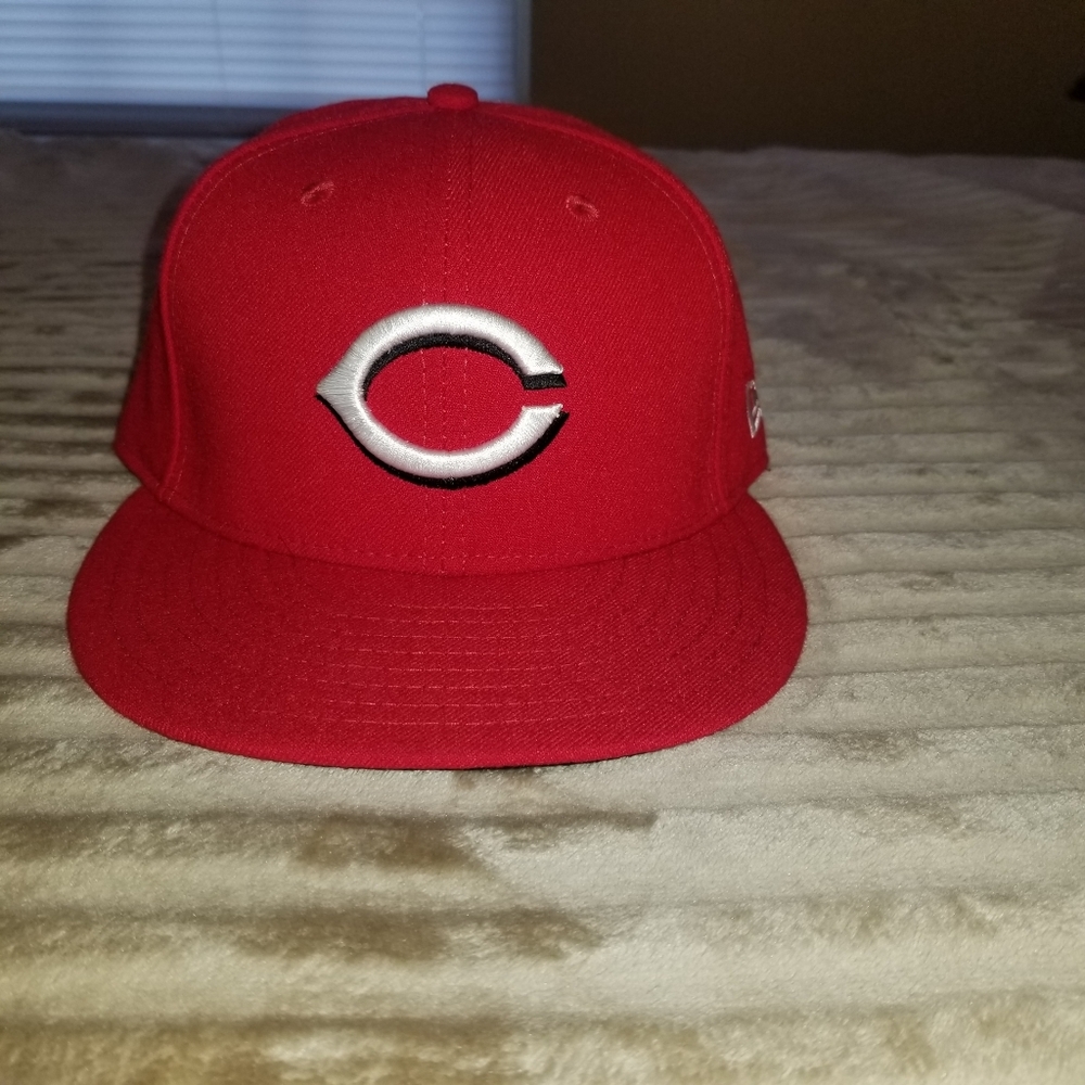 Cincinnati reds hat